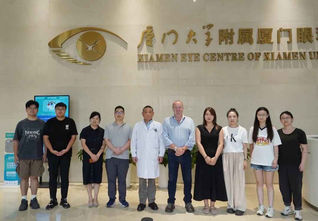 中外眼科学术碰撞！英国教授到访厦门眼科中心，共探眼表角膜病诊疗新方向