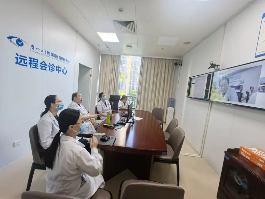 辗转京津求医无果，大连斜视女孩在家门口迎来华厦专家团