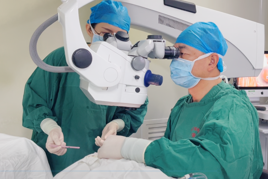 为患者手术