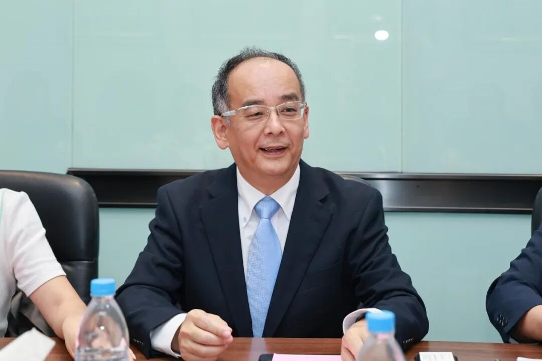 长谷川总经理对华厦眼科长期的认可与支持致以感谢并表示