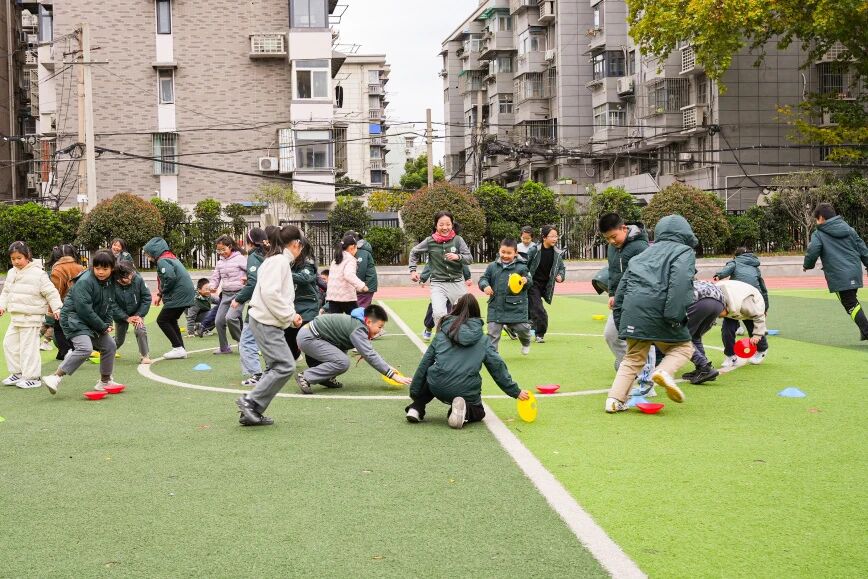 折返跑定位游戏