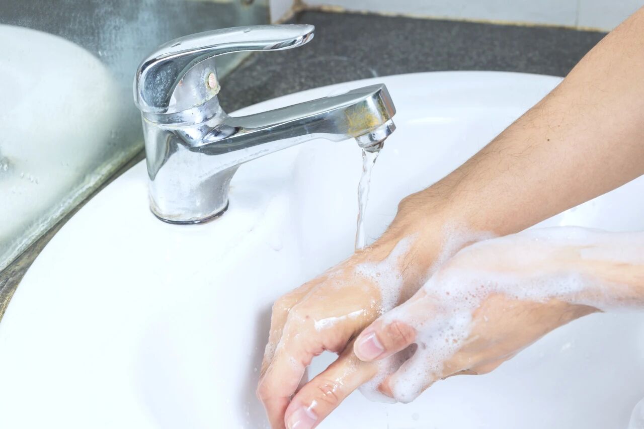 南京华厦眼科 | 角膜塑形镜遇上结膜炎？正确处理+注意事项全解析！